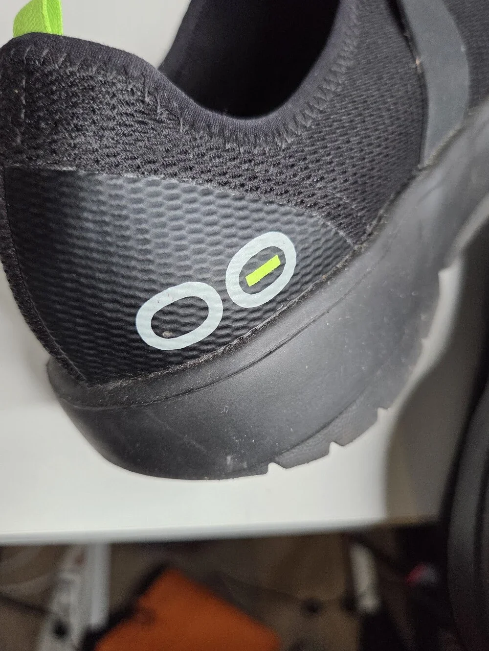 Oofos OOmg Low Womens Size 7.5 Black Walking Comfort Slip On Recovery Shoes